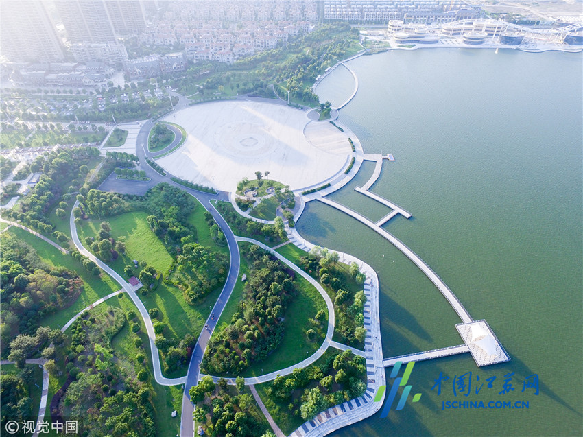 江苏南通:航拍多彩龙游湖