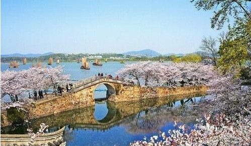 风景区 梅梁 无锡-十八湾地区是无锡市国家级太湖风景区之一的梅梁湖
